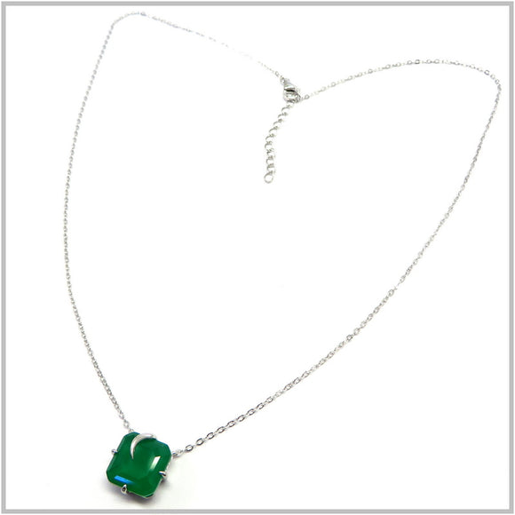 TU1.201 Dyed Green Quartz Sterling Silver Necklace