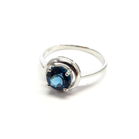 AN9.32 London Blue Topaz Ring Sterling Silver