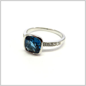 AN9.59 London Blue Topaz Cubic Zirconia Ring Sterling Silver