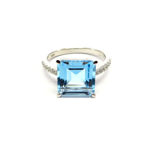 HG32.51 Square Blue Topaz Cubic Zirconia Ring Sterling Silver