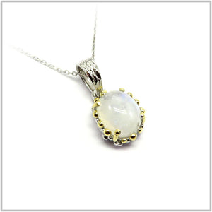AN8.108 Rainbow Moonstone Pendant Sterling Silver