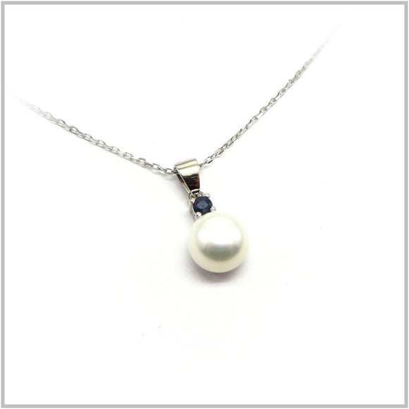 AN8.160 Freshwater Pearl Blue Sapphire Pendant Sterling Silver