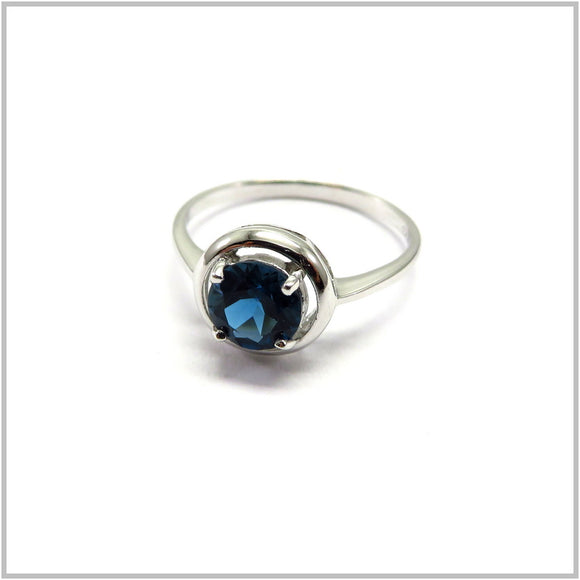 AN8.24 London Blue Topaz Ring Sterling Silver