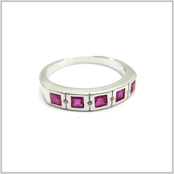 AN8.325 Ruby Ring Sterling Silver