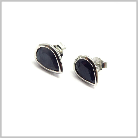 AN8.46 Blue Sapphire Stud Earrings Sterling Silver