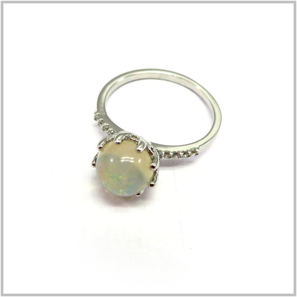 AN8.65 Opal Ring Sterling Silver
