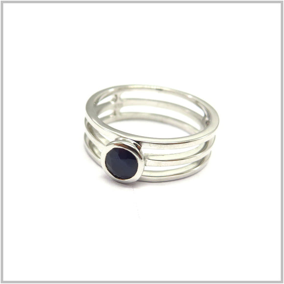 AN8.73 Blue Sapphire Ring Sterling Silver