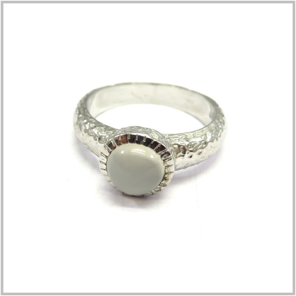 AN8.92 Grey Moonstone Ring Sterling Silver