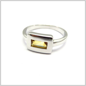 AN8.97 Citrine Ring Sterling Silver