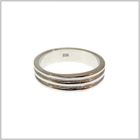 CH8.30 Sterling Silver Ring