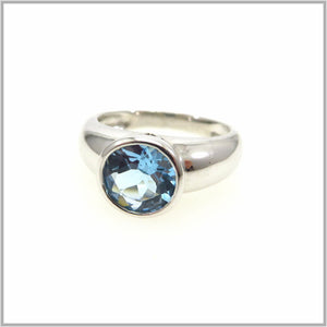 HG29.129 Blue Topaz Ring